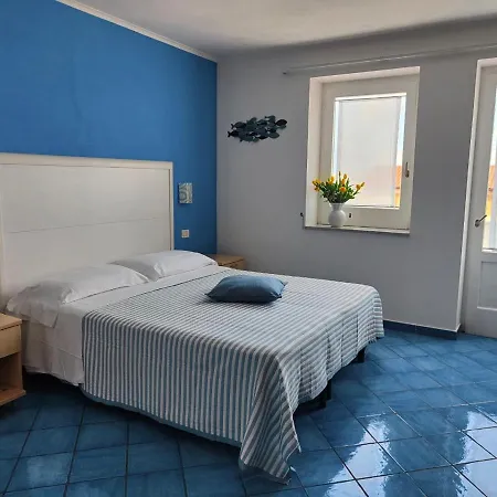 Palazzo Saltovar Apartman *